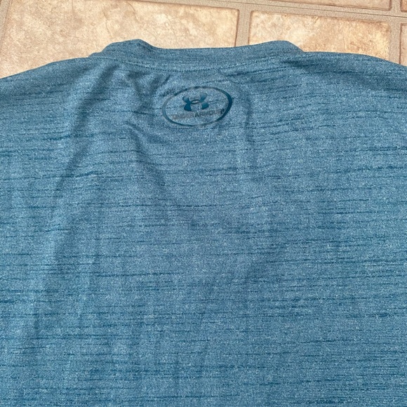 Bundle of 3pcs Under Armour T-shirt Crewneck long short sleeve L-XL - Picture 3 of 10